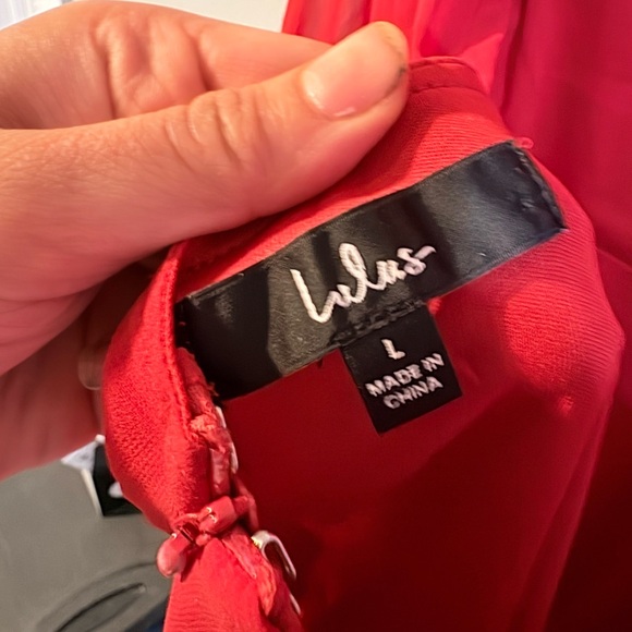 Lulu's Red Ruffled V-Neck Open Back Mini Dress- Large - Picture 5 of 5